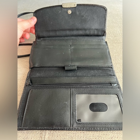 FOSSIL Black Leather Vintage Tri-Fold Wallet/Purse Crossbody Embossed Croc - Picture 9 of 15